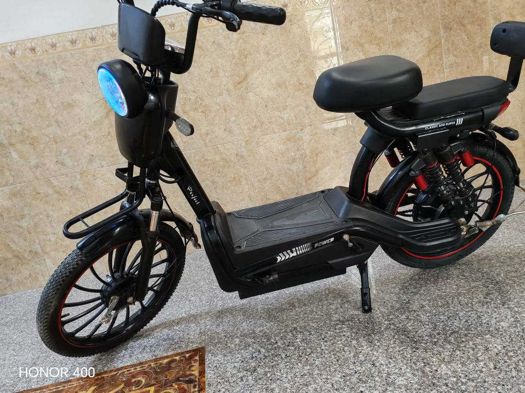 السلام عليكم باسكل شحن للبيع حجم كبير موديل 2024 كامل المواصفات سعره 250 اوبي مجال للستفسار التصال علئ الرقم المذكور ***********
