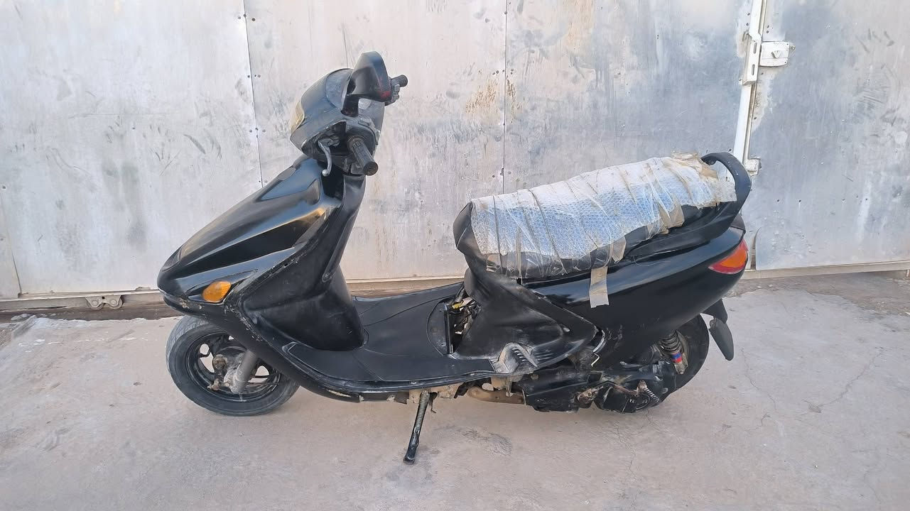 السلام عليكم
دراجه فراشه للبيع
شغاله شوفت عينك 
 السلف هم شغال 
سعرها 175
المكان دوايه للأتصال  
***********
