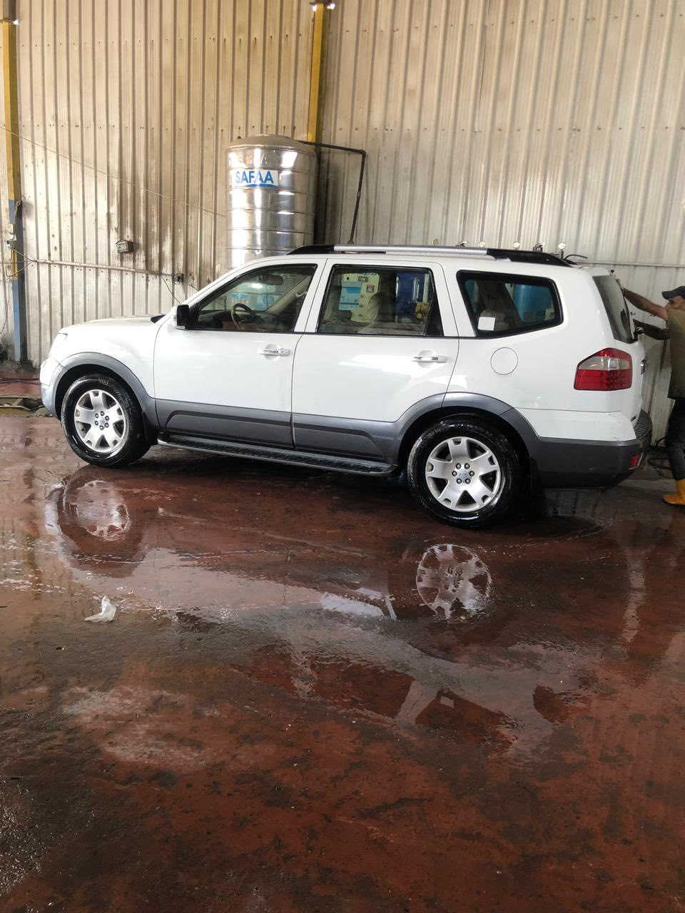 السلام عليكم كيا موهافي موديل ٢٠١٣ فول واحد على واحد فور ويل زراك كشن تدفئا اوتبريد كراسي كهرباء بصمه حداديه جديده كامله كير محرك مكفول بدون اي راجز او صوت تخم تاير جديد وبيها نص باب خلفي صبغ بدون حادث السياره للبيع او مراوس بشي حديث حسب القناعه السعر ١٦٠ للاستفسار الاتصال بالرقم *********** ابو علي
