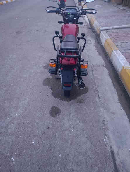 للبيع هاوجي قفاز موديل 23 مسجل لوحات انكليزي السعر 15 وبيه مجال ويرهم مراوس الرمادي التأميم 8شباط رقم الهاتف ***********شباب المايعجبه المنشور خلي يعبره تره ليعلق غير تعلق اجاوز عليه
