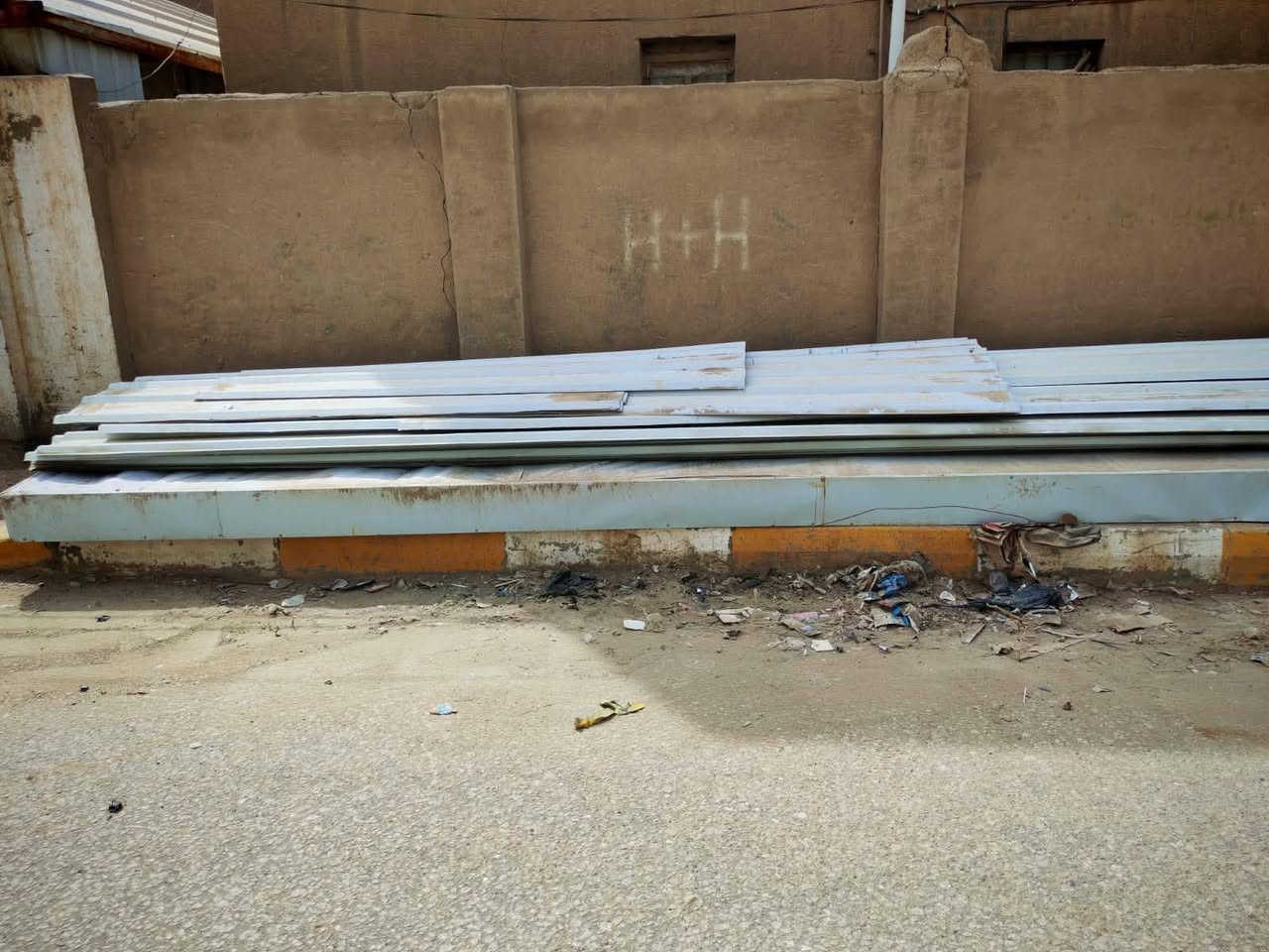 كيربي(جينكو) للبيع
العدد 20 قطعه
10منهن طول 7متر ثقيل حوالي 6ملم
و10منهن طول 2.5 متر ثقيل 4ملم
العنوان/الديوانيه/المركز
للاستفسار///
***********
***********
