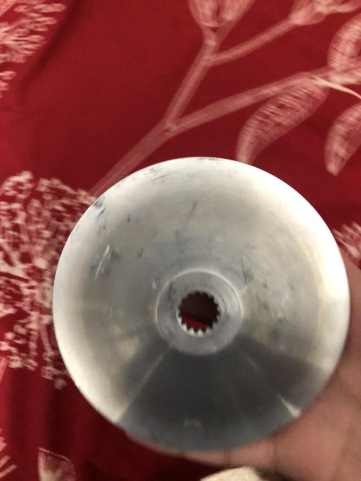 سلام عليك كلج رياضي مال 140عام للبيع جديد  شديته ساعه وشلته سعر ٤٠ رقم ***********
