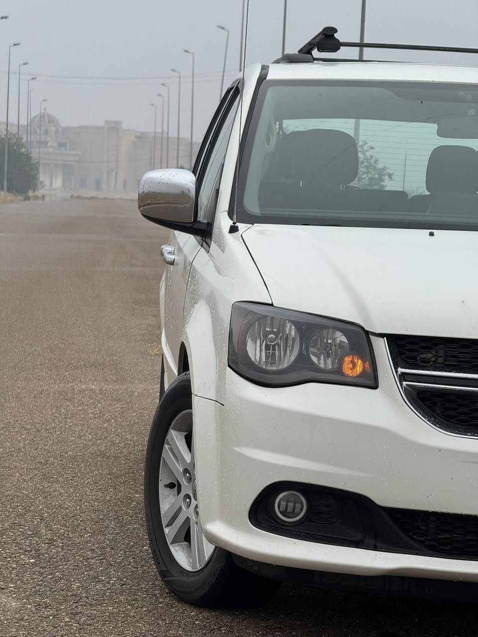 للبيع دوج كرفان 

2012 وارد أمريكي حادث جاملغ ايمن نفسه معمر وبنيد مبدل وصبغ قطعه صغيره بالصندوك  شواصي لغود مابيهن شي بلاديه مواصفات بيبان كهرباء جنطة كهرباء شاشه كامرة خلفيه
 فرس بالسقف وفرس ارضي كشن السايق كهرباء كشنات بلع مخمل نضيفات مكينه كير تبريد صدر خير من الله لان ادامتها وصيانتها للسياره اول باول بمحلات الوافي 
رقمها بابل  وين متريد اتحول اني حاضر  
مكان السياره بغداد الحريه شارع الدور ابو حطاب 

السعر 138 وبيها مجال

للاستفسار 

متوفر واتساب ايضا ***********
