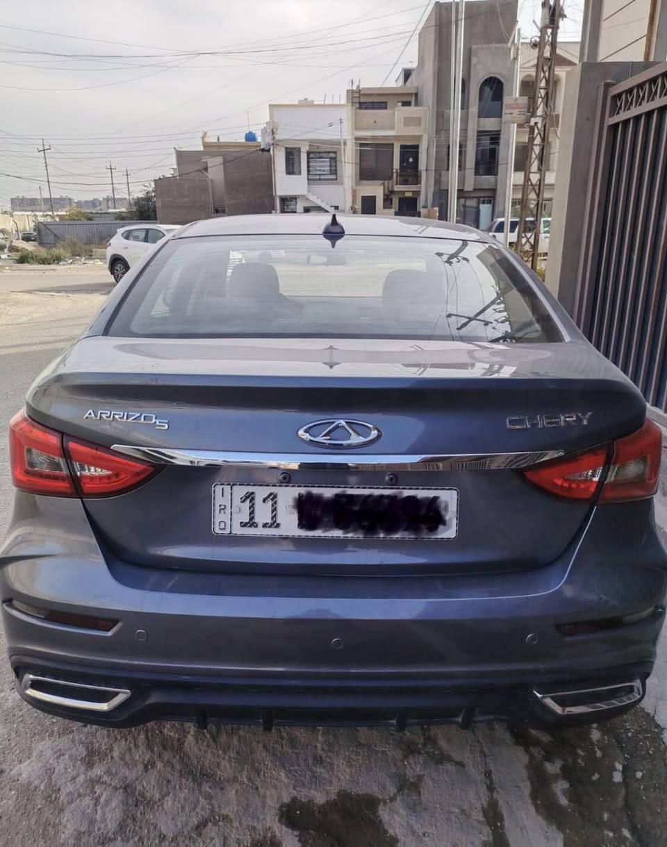 شيري اریزو 5 موديل ٢٠٢٥ للبیع ماشیة ٣٠  الف كيلو  ضمان ٥ سنوات سعر ٩٨ $ ورقة للاتصال ***********  بيه وتساب
