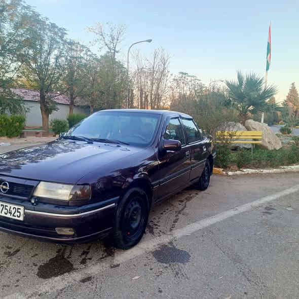 موديل 1992
مكينة 20 ئةوروپي 
سنوي 2029
رقم سليماني 
بي ليدراو دةعم 
جام كارةبا 
سلايت كارةبا 
سعرى 43مجال
***********
