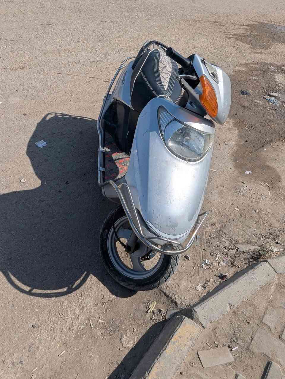 سبيسي مليزي للبيع سعر 500وبيه مجال مكينه خير من الله كهربائية كله شغاله رقم موبايلي ***********
