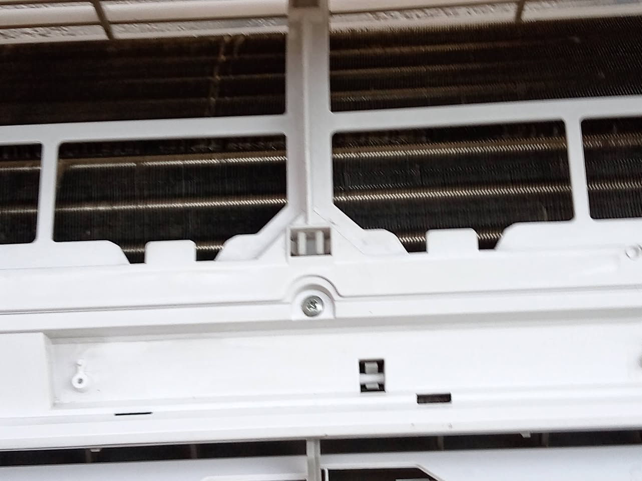 سبلت واحد طن انفيرتر بلادي كامل بواري قاعدة ريمونت وايرات غاز الشركة ما مصلح ابد على البلاد نضيف اخو الجديد ما مستعمل هواي تعال وشوف بعينك العنوان البياع تقاطع درويش *********** التفاصيل خاص وتدلل
