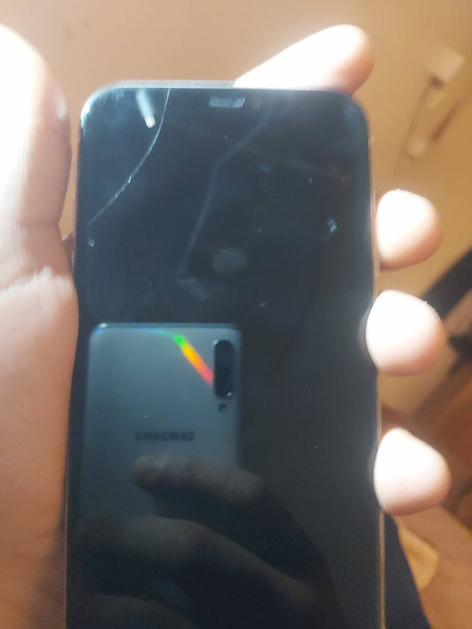 اكس ار  للبيع ١٢٨ بطارية ١٠٠ مبدل صلية   ضهر ما مبدل يمي ماعرف اني ماخذة هجي 
كسر بل كلاسة بي نقطة ما مبينة
سعرة قفل ٨٥ الف رجآ  ب٨٠ ميرهم قفل ٨٥ 
ذاكرة ١٢٨ عنوني بغداد ***********
