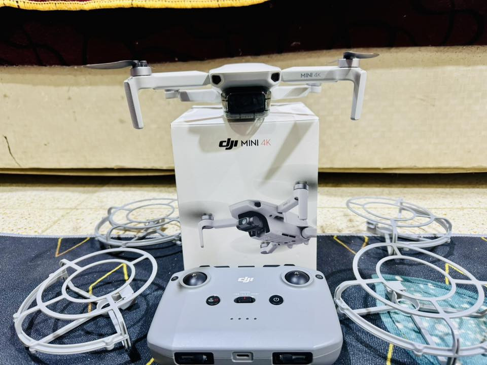 للبيع درون DJI Mini 4K
✅ تصوير 4K حقيقي

✅ مدى طيران اكثر من 5 كم

✅ ارتفاع اكثر من 500 متر

✅ رام وياها 64GB

✅ كامل الملحقات مع الباكيت الأصلي

✅ مراوح احتياطية وكيبلات أصلية (جديدة وغير مستخدمة)

✅ الدرون نظيف جداً، مطيّر مرتين فقط

✅ حجم عملي وخفيف وسهل الحمل

✅ ماركة DJI المعروفة بجودتها واعتماديتها في مجال الدرونات.  ￼

💰 السعر: 550 الف

📍 الموقع: ميسان / *********** 

للجادين فقط، الدرون بحالة 100/100
