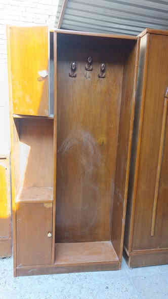 غرفة عراقية المكان خلف المستشفى العام للاستفسار عالرقم ***********
