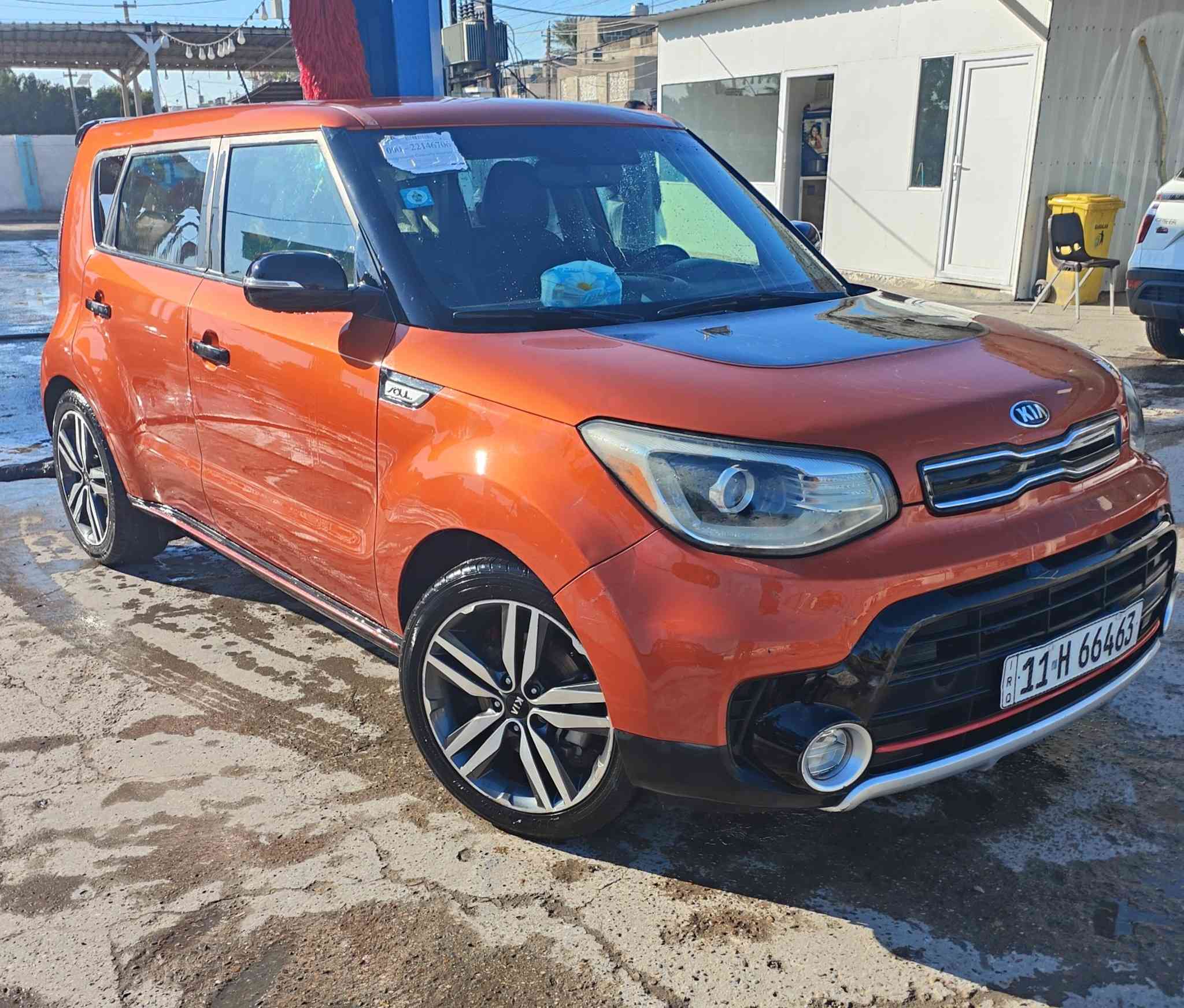 للبيع كيا صول 2018 فول مواصفات 🚗
📍 الرقم: بغداد نكليزي جديد سنويه ٢٠٢٩
⚙️ النوع: كيا صول – وارد امريكي - حادثه بسيط مرفق مع صور  فقط باب سايق والخلفه لون مشمشي السعر   128 وبيها مجال بسيط
***********

المواصفات والتفاصيل:

 • ماشية 55  فقط
 • المحرك: 1600 تيربو 🚀 اقتصادي جدًا باستهلاك البنزين 
 • فول مواصفات تشمل:�
 ◦ تشغيل بصمة و وترحيب عند الاقتراب
•اشاير بلمري وشفط وتحكم مراية كهرباء 
٠تخم تاير جديد مع صدر جديد
• حساسات جانبية بلمري 
 ◦ شاشة وسطية لمس كبيرة مع نظام صوتي عالي الجودة.٨ سماعات مع اضائه بلادي
 ◦ كاميرا خلفية مع حساسات أمامية وخلفية.
 ◦ ستيرنغ كونترول وتحكم كامل بالمقود.
 ◦ كراسي جلد فخم مع تعديل وتحكم كهربائي بلكرسي
،، كشنات تدفئه 
"ستيرن تدفئه
 ◦ إنارة LED أمامية وخلفية مع نهارية.
 ◦ نظام تثبيت سرعة (Cruise Control).
 ◦ تبريد امامي فول برودة 
 ◦ نظام أمان حديث (ABS – Airbags – مانع انزلاق).
 ◦ دخول ذكي بدون مفتاح (Smart Entry).
 • درايف مود ٣ انظمه سياقة العادي والاقتصادي والرياضي
وبعد بيها هواي شغلات سياره حيل نضيفه
