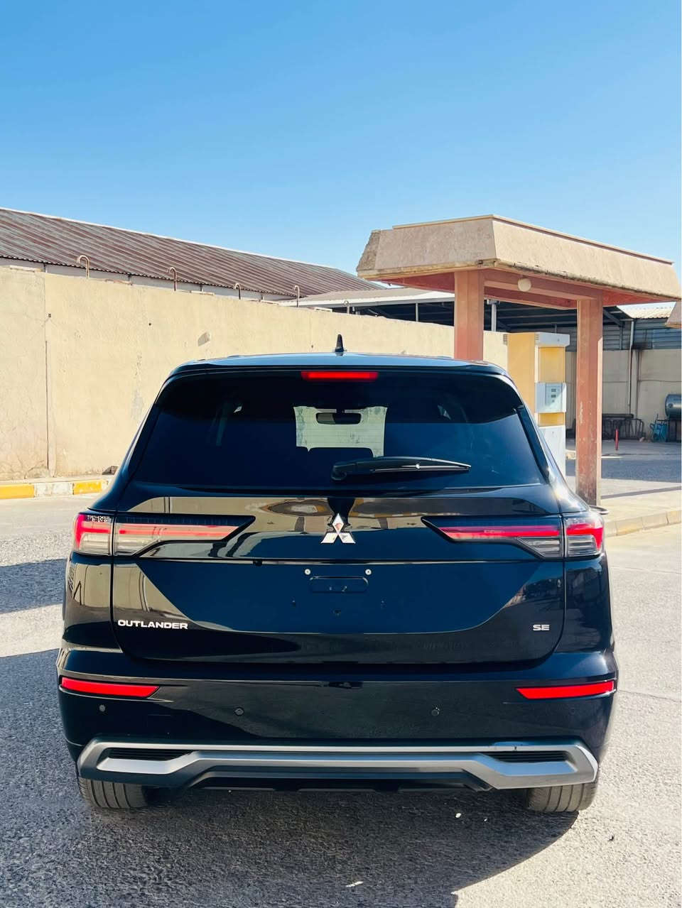 2025 SE MITSUBISHI OUTLANDER, BLACK EDTİON 🔥🔥
موديل 2025  شكل جديد                                               SE سعر بلاش 194 ورقة و مجال 
‎عدد الأميال :26.000 ميل  
مواصفات : 5كاميرا صندوق شفت كشن هيتر كهرباي
7 راكب 7 نةفةرية  شكل جديد 
‏‎حجم سلندر :  4 سلندر - 2500  
ضرر: فقط دعامية بدون سبخ بدون أرباك پةرةشوتي نةپةقيون هيج بوياخي نية ئوتوموبيلةكة 
رقم : سيارة رقم موقت شرت ترقيم اربيل دهوك سليمانية ب كيفك 3 مانگي خوي لةگةل داية 
‎من المعلومات الرجاء التصل علي وتس اب
                                                                                   ***********☎️‎واتساپ كورةك موجودة صابركارس تيجارة للسيارات✅ أربيل, العراق


**إذا كنت صاحب هذا الإعلان وتريد حذفه لأي سبب، رجاءا أرسل رسالة إلى الدعم الفني**