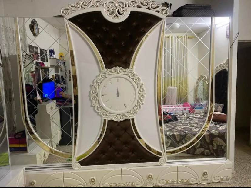 غرفه تركيا لبيع اب 700 وبيه مجال غرفه كلش نظيفه 
رقمي *********** كركوك, العراق
