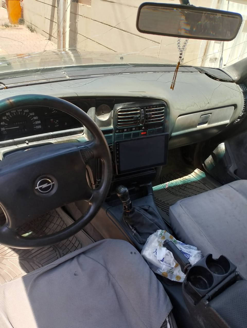 موديل 87 محورة كابريتر سيارة مابيهة نقص السنوية صاقطة تريد وكالة تريد تحويل السعر 20 وبيها مجال للطيبين تكريت ***********
