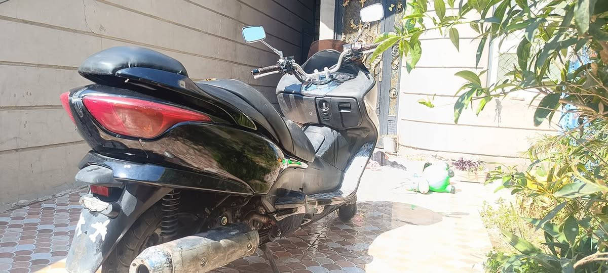 السلام عليكم 08 كير ملغي مكينه خير من الله معدل حلو دراجه شوفت عينك متعوب عليه 700 بيهة مجال قليل ***********
