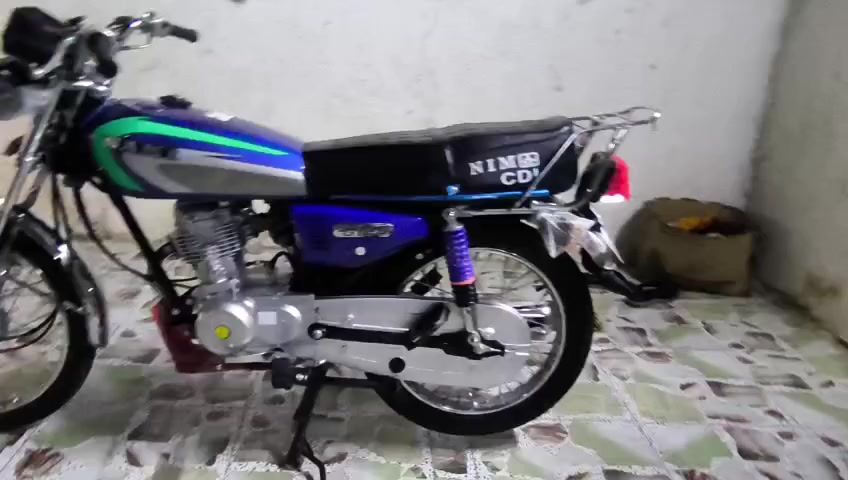 سلام عليكم للبيع دراجه شلامجه بيه بس ورقه الوكيل 2025 دراجه جديده بعده بل باكيت اب 850وبيه مجال


**إذا كنت صاحب هذا الإعلان وتريد حذفه لأي سبب، رجاءا أرسل رسالة إلى الدعم الفني**