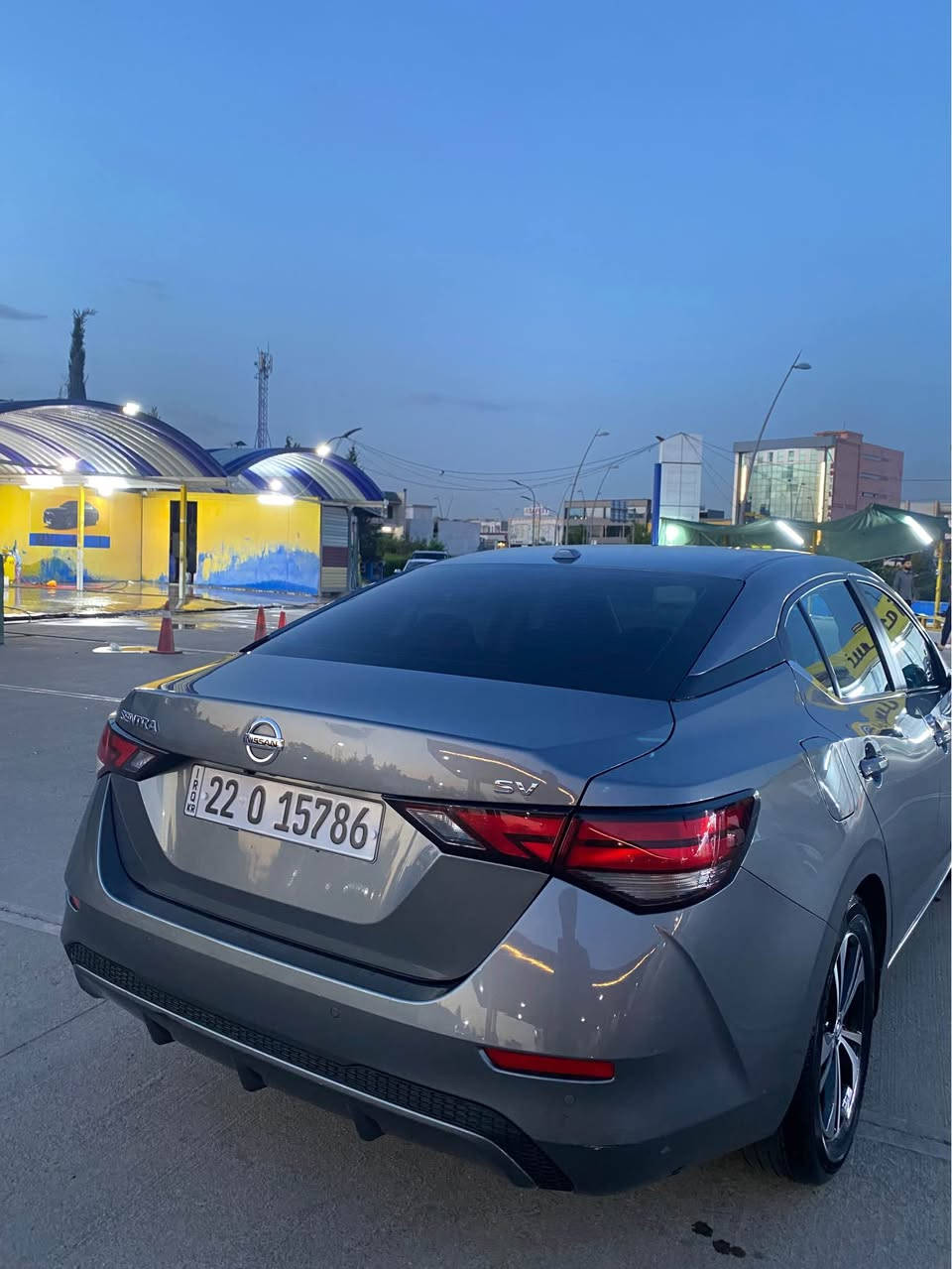 Nissan Sentra SV 2023
کوشن و سوکان هیتەر 
بەس بۆنیت بۆیاغە بێ ژۆرێ 
ئێرباگ سوکان شان 
٥٠٠٠٠ کم
رەقەم و سەنەوی نوێ 
هەولێر 
*********** أربيل, العراق
