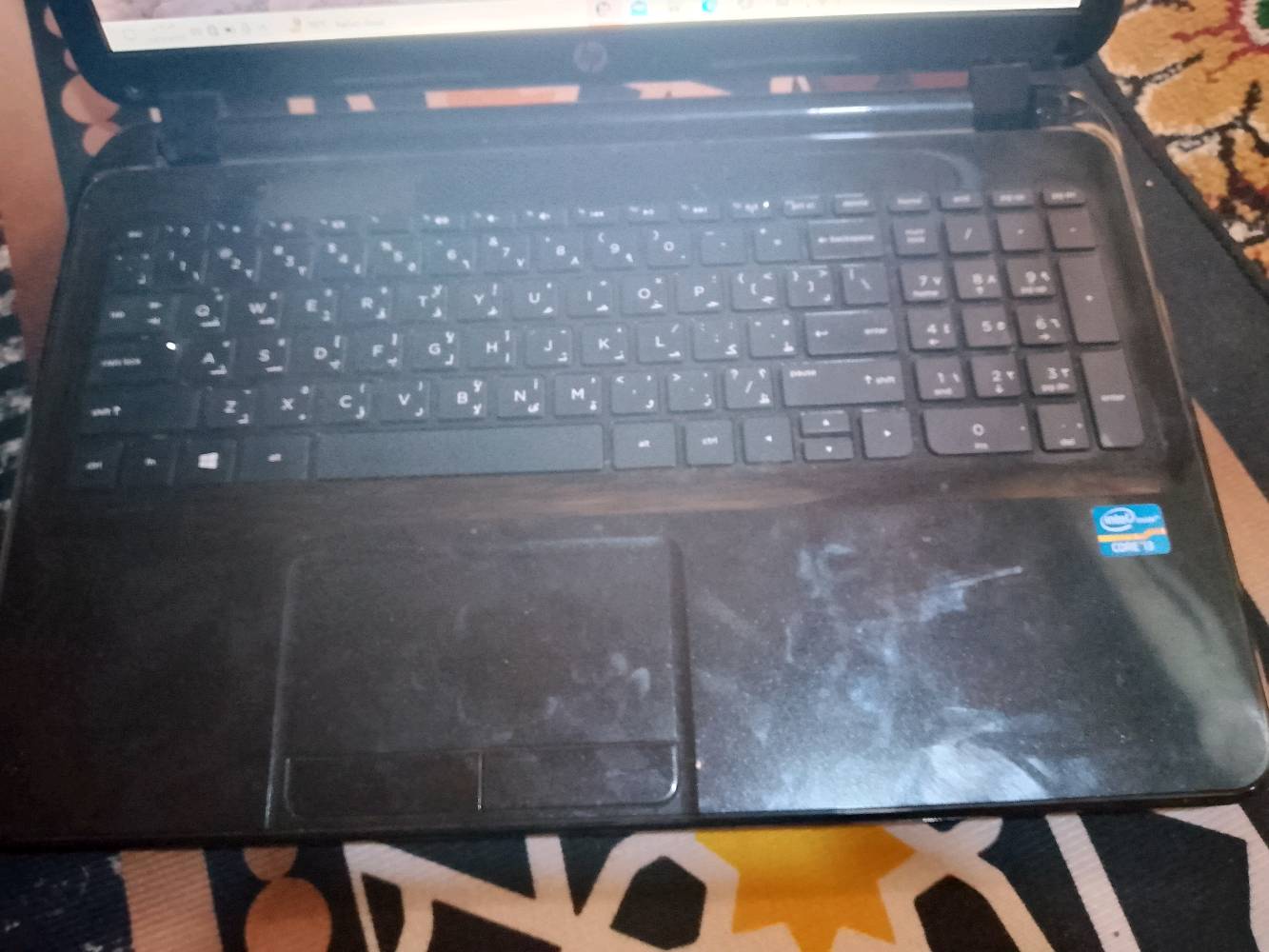 👋 لابتوب hp شغال فول بي بس رزه تفتح الشاشه فالته موضح بل صوره سعره 150 وبيه مجال الشري