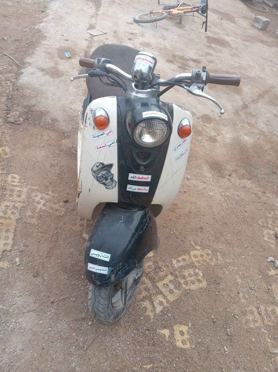 لبيع دراجه كلسك على وضعه بيها نقص كفر خلفي ليت ثلجي هورن شاير يحتجلها ترتيب مكاني بغداد قريب على بسمايه سعرها 100قفل بدون عمله ابع على وضها ***********a وتساب رصيد
