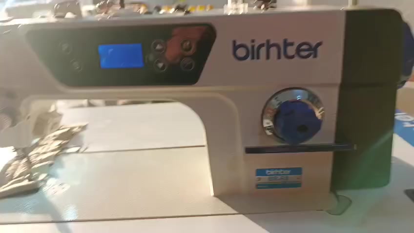 السلام عليكم توفر لدينا كافه أنواع مكائن الخياطة الصناعي  من أرقى المناشىئ العالميه اليابانيه المكينه الباسستر والزوجي والمنزلي والتطريز والفراشه والبراذر والثگل وكافه ملحقات المكائن والزيوت الأصلية والماطور الكاتم للصوت وأبراج المكائن المنزلي والصناعي عنوانه سديره وسطى مدخل السوق مجاور صيدلية المصطفى ملاحضه يتوفر مكائن صناعي نضافه فول مستعمل يوجد خدمه توصيل هاتف ***********//***********واتساب
