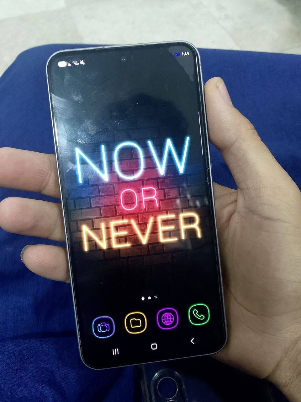 سلام عليكم
Samsung Galaxy A56 5G
للبيع مع ملحقاته استعمال اشهر قليله نظيف بنسبة %95
الجهاز ما بيه ولا طخه او ضرر كلشي بيه سليم 
وياه هديه شاحنة لين هو ما يجي وياه بس واير بس اني انطيكم بلك مالته اشتريته ب ٢٥ الاصليه

سعره ب ٤٥٠ الف مابيه مجال ابدد ... مستحيل تلكون هيج تليفون وهيج نظافه اخوو الجديد


**إذا كنت صاحب هذا الإعلان وتريد حذفه لأي سبب، رجاءا أرسل رسالة إلى الدعم الفني**
