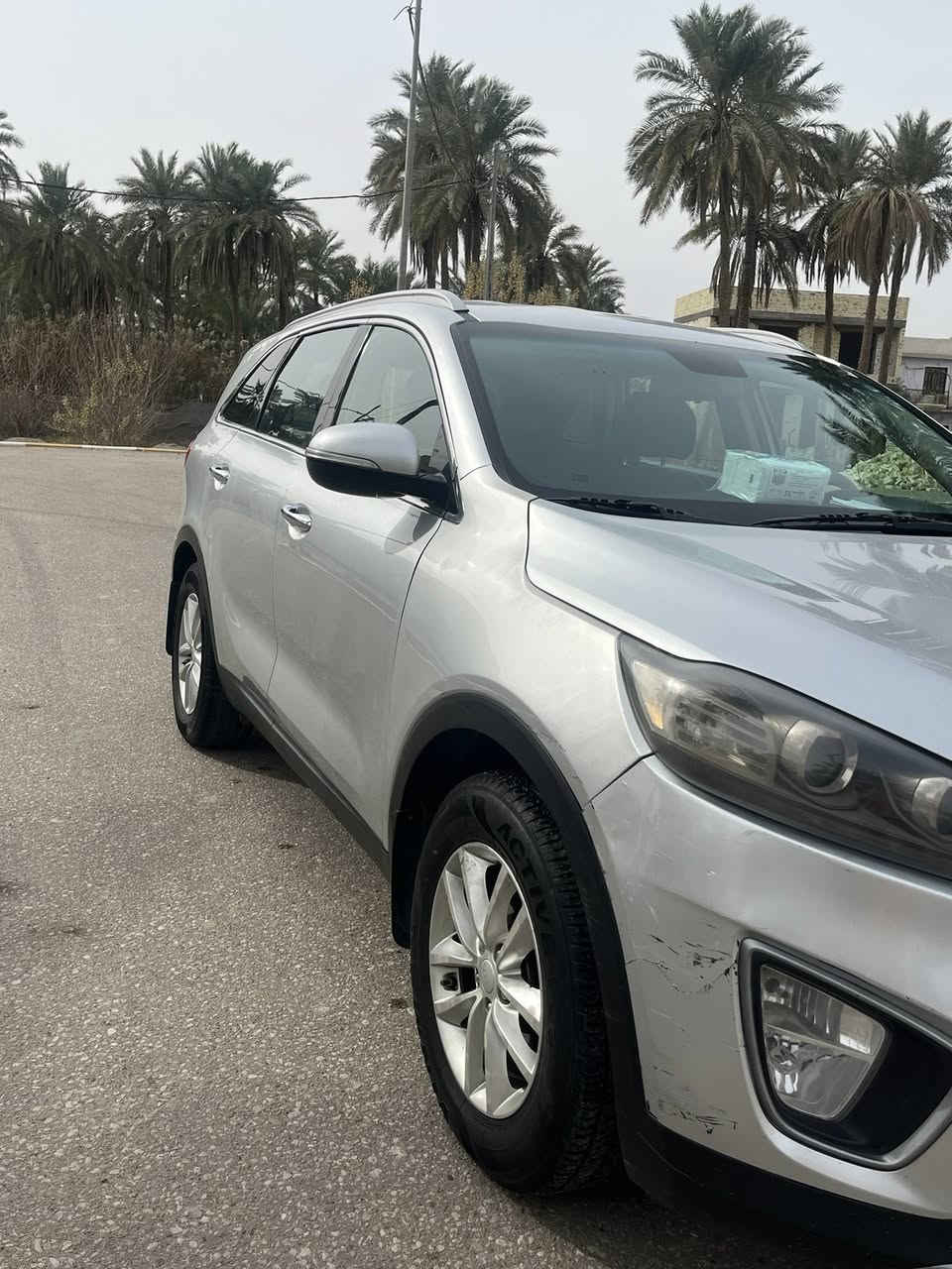 سياره سورنتو ورارد امريكي
حادثه قطعه جاملغ امامي
أربعه سنلدر 
محرك GTi
لون سلفري موديل ١٧
سياره خمس راكب
تخم تاير جديد
ويل حجم ١٧
حداديه نضافه ٩٠ بل 💯 
مكينه مكفوله
كير مكفول
تحكم سترين 
قطعتين تبريد
تدفئه تبريد مكفول
عنوان كربلاء العطيشي
سعر سياره ١٦٠ وبيه مجال
استفسار ‭***********
