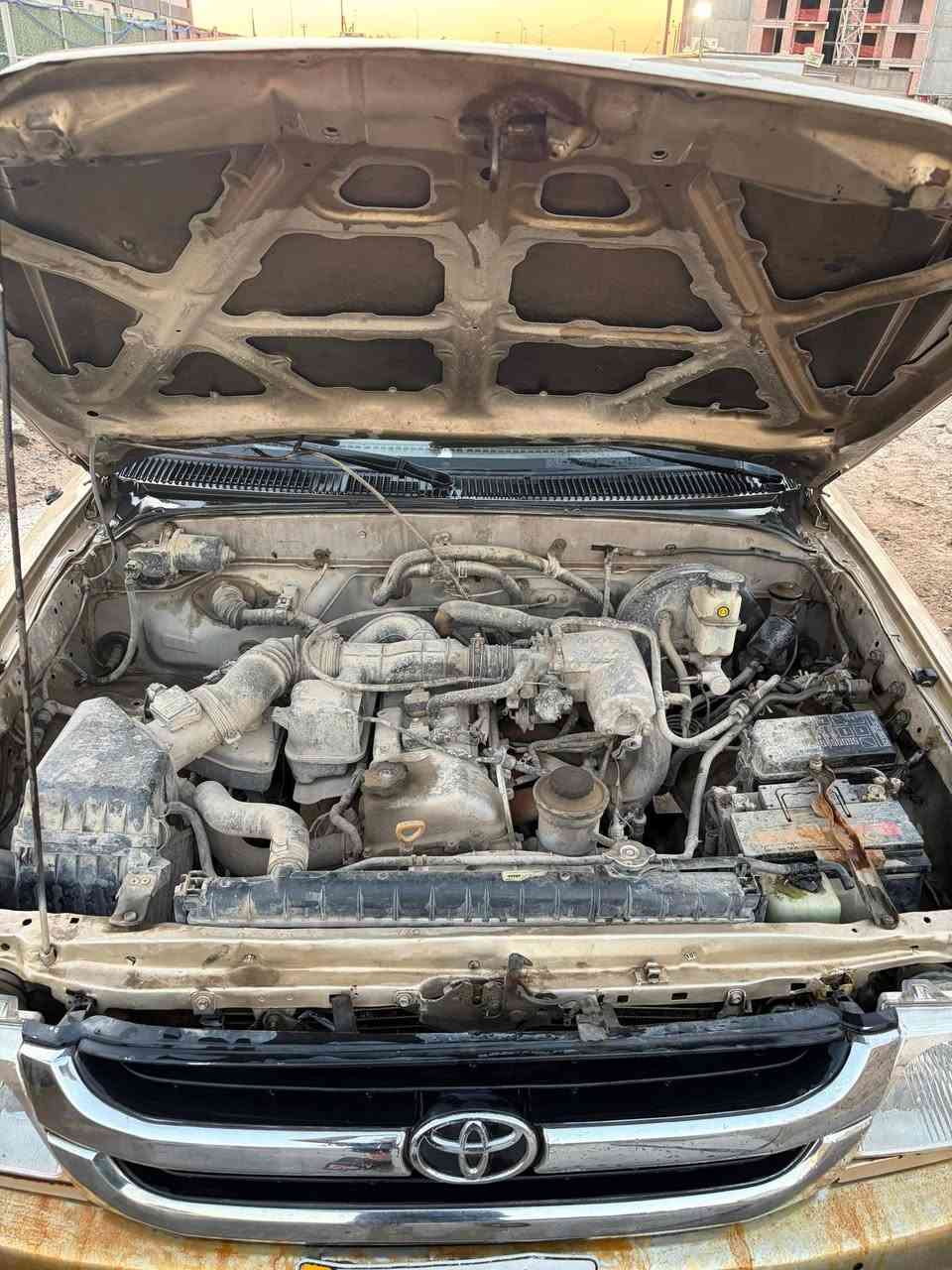تيوتا 2002جمرة وارد امريكي محرك 2700العنوان بغداد رقم الهاتف ***********
