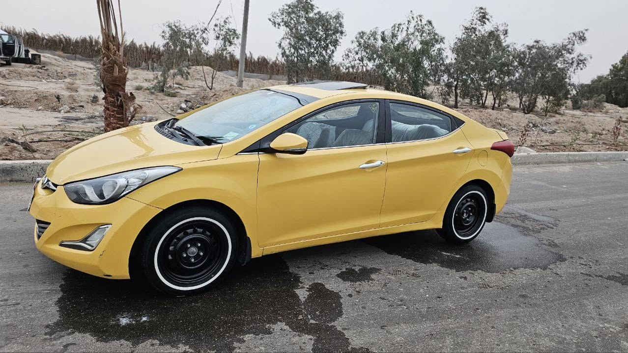 السلام عليكم النتره 14 خليجي شكل ال15 فول مواصفات عده البصمه
فتحه

اشاير بالمري

مري شفط

تحكم جهتين

شاشه تاب

غرفه جديده

مكينه مكفوله

حداديه جديده 

كير جديد

تبريد منضومه جديده

السياره. عليه ادامه جاهزه بيه طخه بالحوض والجاملغ الخلفي وسوناره موجود بالنشر. سنويه لل28
السعر 105 وبيه شويه مجال للشراي

مكاني طريق كربلاء،نجف عمود 757. مكلف بالنشر رقم راعي السياره ***********
