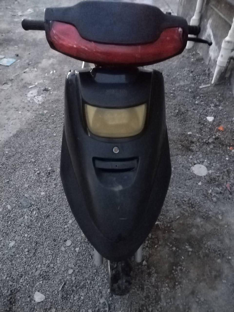 فراشة للبيع 200
الف وبيهة مجال كهرباياتهة شغالة بس يرادلهة كلجات ***********
