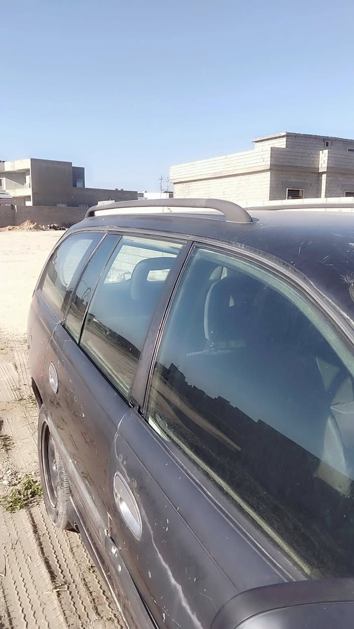 السلام عليكم اوبل بزون ستيشن موديل 95 رقم دولي باسمي  كير مكينه مكفول ضربه هم مكفوله صدر جديد. السعر 28 وبيها مجال المكان بغداد  للاستفسار الاتصال ع الرقم التالي ***********
