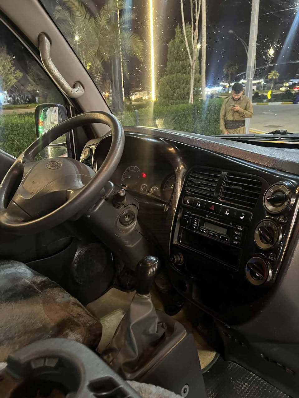 سڵاوی خوداتان لێبێت

کیا    2011   نمونە لەجوانی 
3000مەکینەڕەشی انجیکتەر 
تەبرید ساردوگەرم
ناوسەلە
برێکی بەستراوە
ناوبۆدی تیایەگێڕومەکینەواکسل بەشەرت 
بێ خایس و ڕزاوی 6تایەی مام ناوەندی باش

نرخی 70گڵاوکەمێ مەجال
***********
***********
