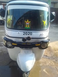 اخواني من رخصه صاحب الكروب تكتك بياجو للبيع محور محرك مال باجات ومكاني...