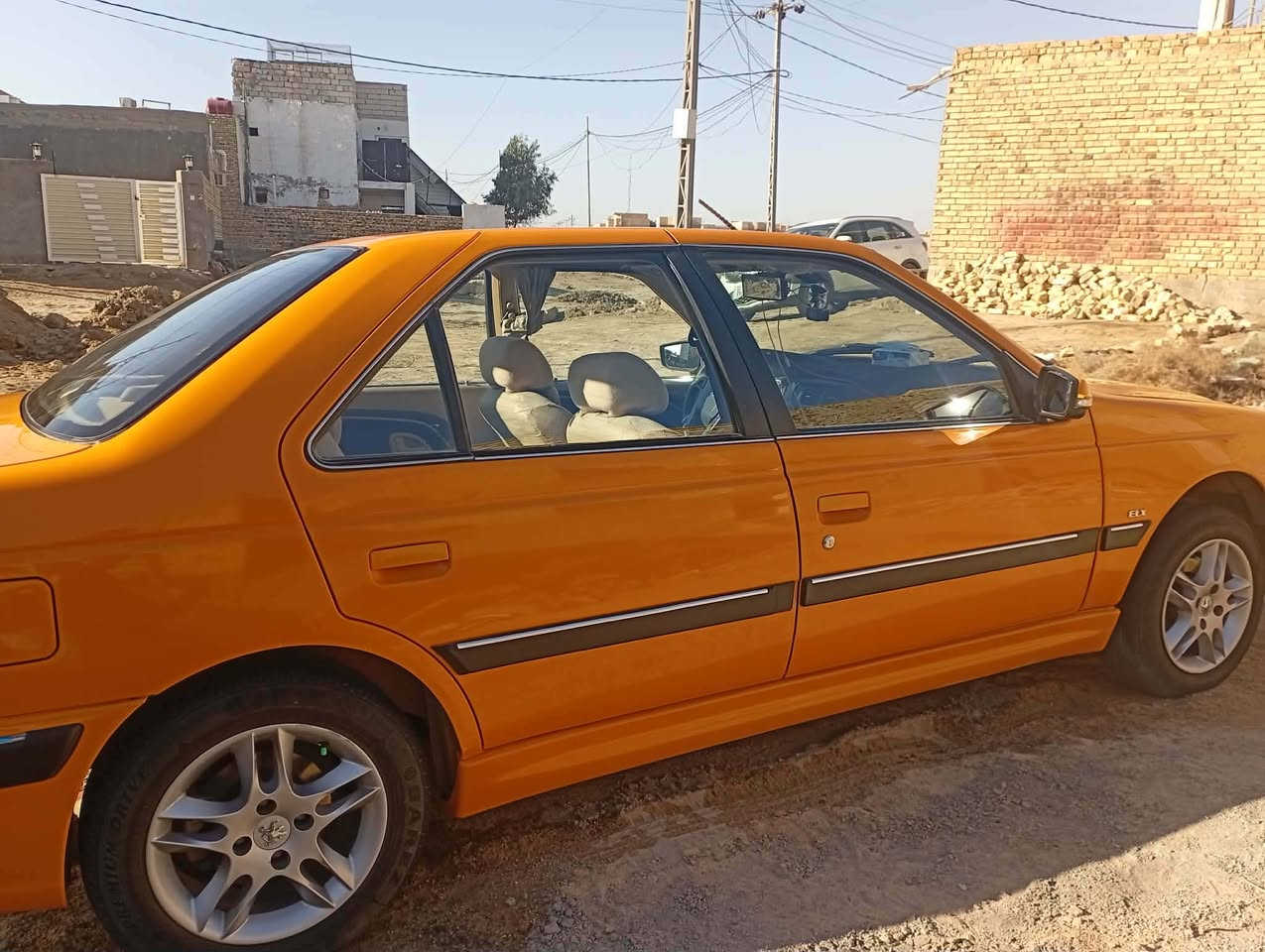 سلام عليكم سياره بيجو بارص (حره) للبيع موديل2024 كفاله عامه من كلشي سياره جديده ماشيه 40 سياره جهازه من كلشي تحكمات ستيرين حساسات  المو شرايه لا يعلق ويكسر بحلالي هاذه رقم ***********نتصل
