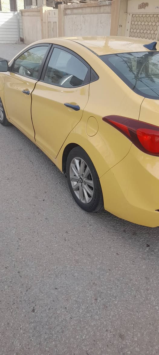 سلام عليكم ورحمة الله النترا وراد أمريكي موديل ١٥ حادث جاملغ وحافت البنيد السعر ١١٥ مكينه دوش مامفتوحه العنوان كربلاء تلفون ***********
