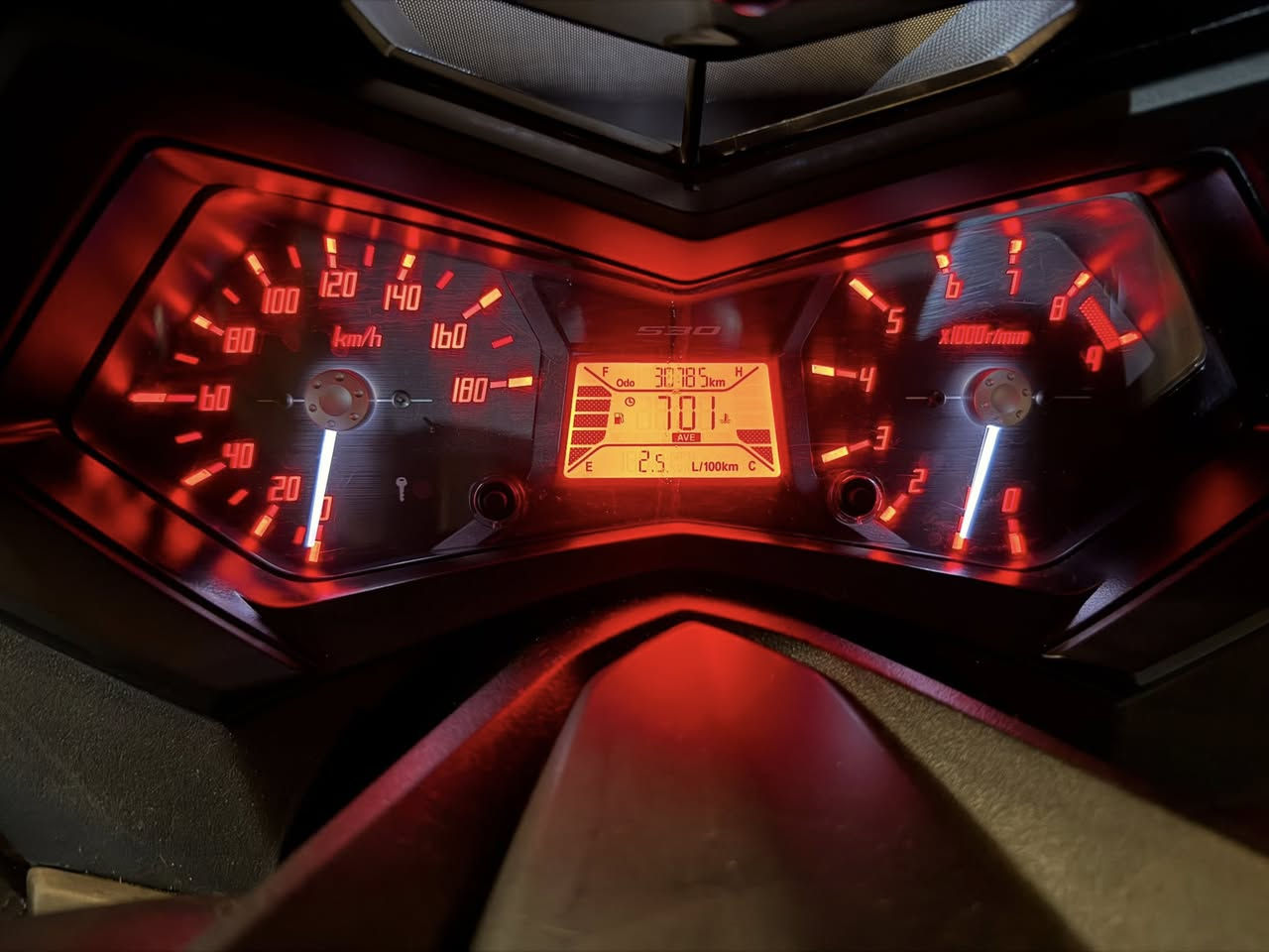 سلام عليكم دراجه للبيع تي ماكس موديل ٢٠١٥ فئه اريون ماكس كفاله عامه جديده  مرقم تحويل ثاني يوم ماشيه ٣٠ ألف تليفون ***********
