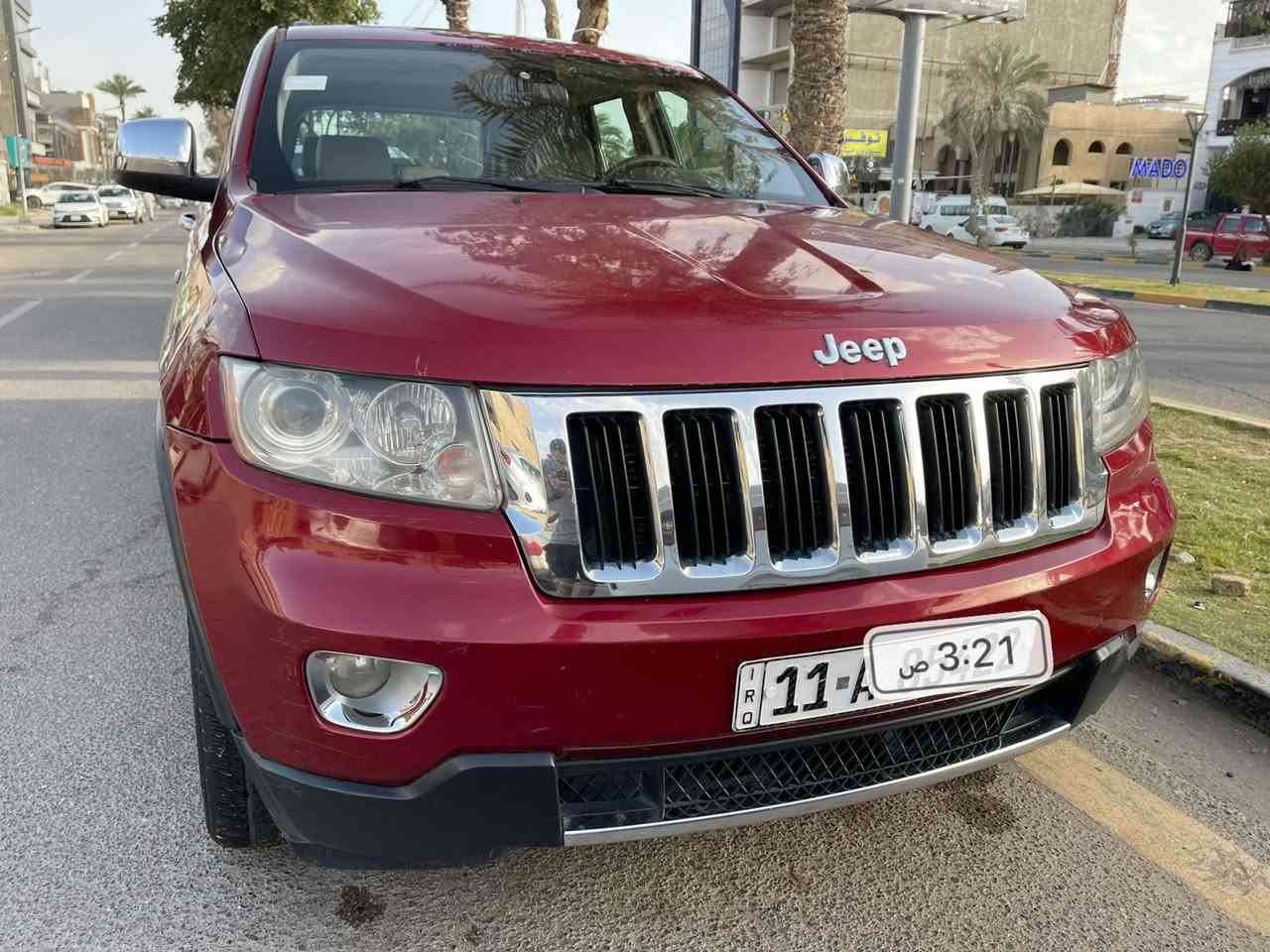 السلام عليكم 
للبيع جيب لاريدو 
موديل2012
خليجية سيارة 
فول مواصفات 1/1
سيارة بيها قطع صبغ 
صور سونار ب منشور 
سعر132وبي مجال قليل 
الاتصال***********
مكاني بغداد حي قادسية
