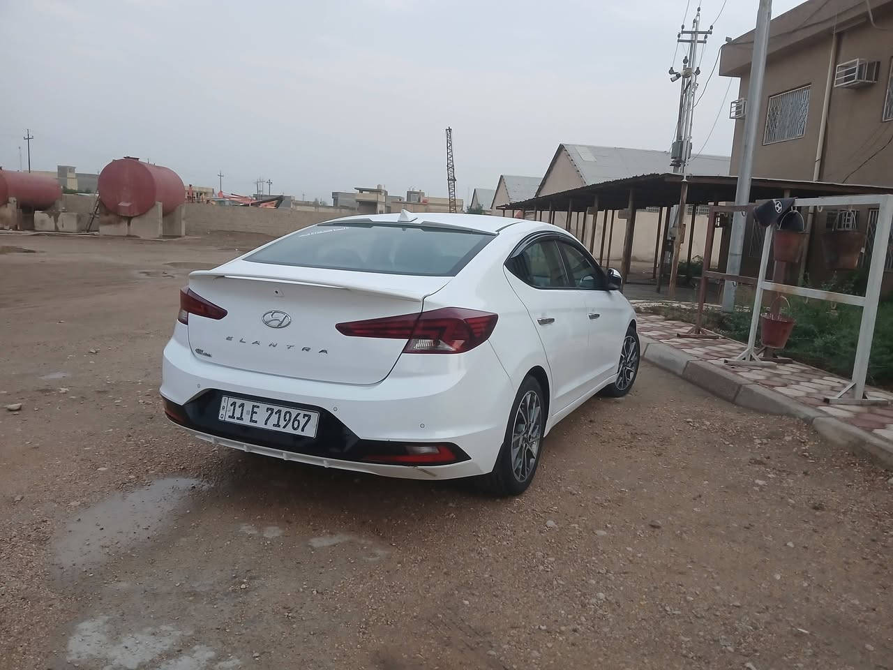 السلام عليكم النتره خليجي كامل المواصفات مع البصمه مكفوله عام رقم بغداد ابسمي   مشروع وطني مع التقدير. رقم الهاتف ***********
