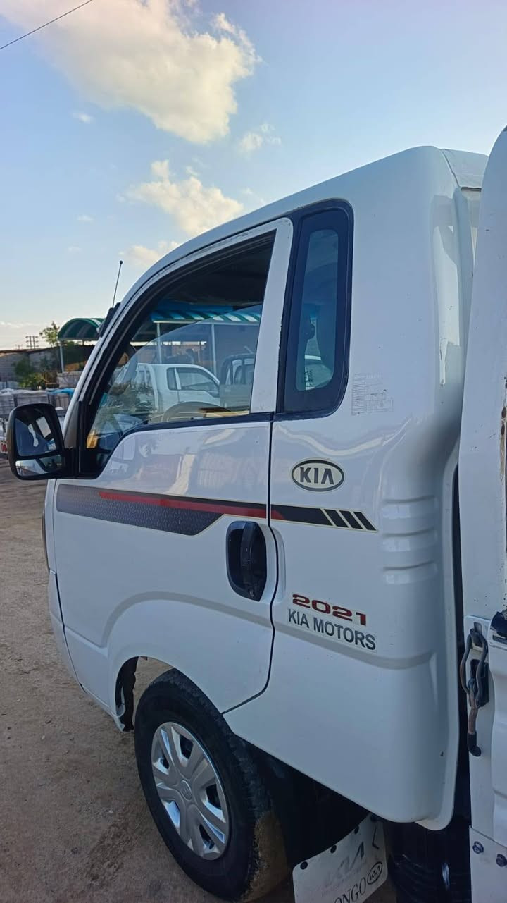 السلام عليكم
كيه حمل للبيع موديل 2016 مكفولة كفاله من الضربة والتبديل سياره جاهزه
كير محرك شاصي مكفول كهربائيات كلها شغاله تدفئه تبريد ثلج ❄️
رقم بابل انكليزي سنويه جديده
السعر 114
العنوان بابل.. كفل
للاتصال ***********
