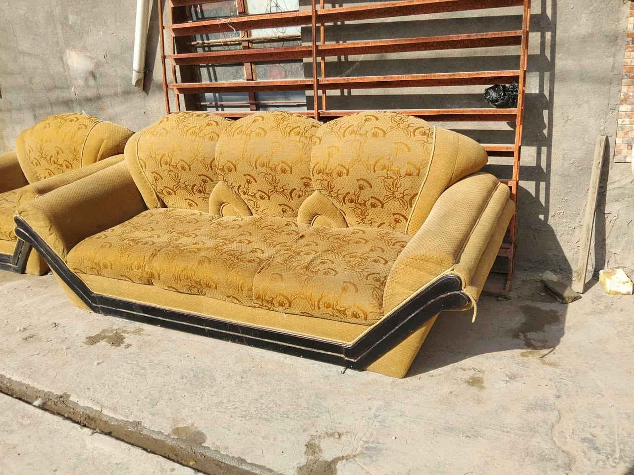 السلام عليكم ورحمة الله وبركاته تخم للبيع كل ضرر مابي مكلف بالنشر للاستفسار اتصل على هذا الرقم ***********
