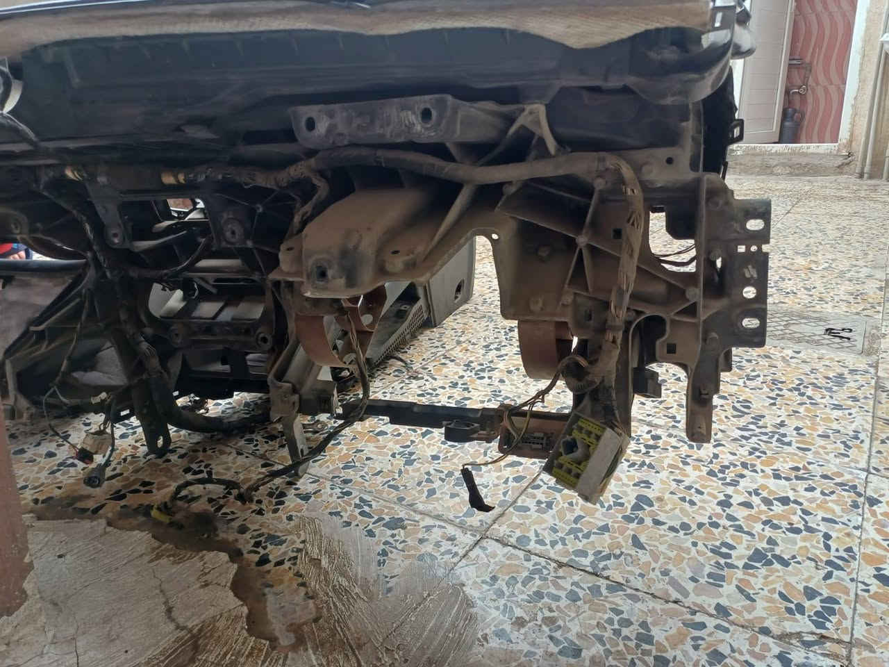 السلام عليكم..  دشبول سياره جيب كامل للبيع  وهذا رقمي ***********
