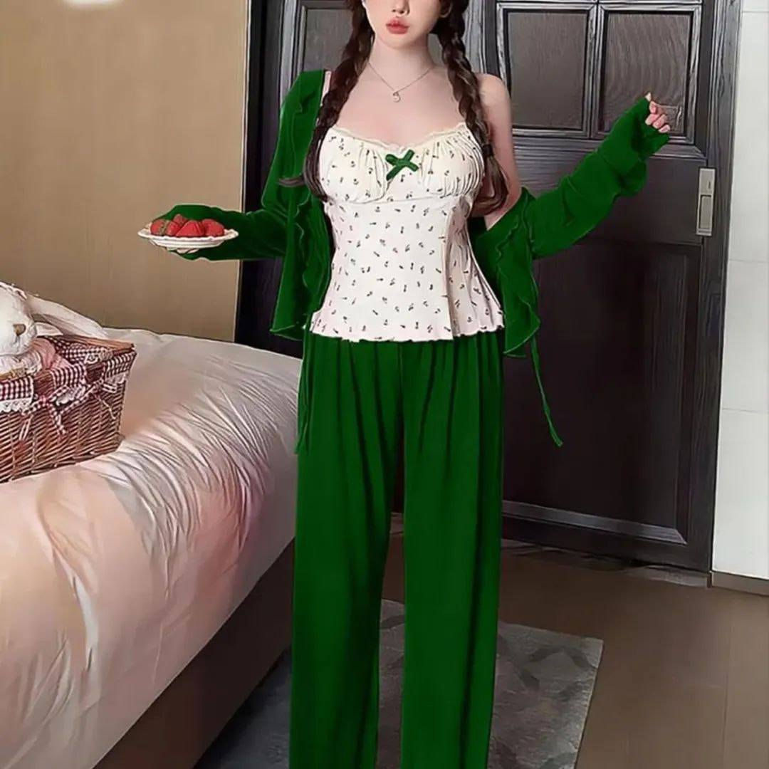 بجامه ثلاث قطع  
صيفي  خام قطني ليكرا شرط لفحص 
قياس فري سايز  يلبس الى وزن ٨٥


**إذا كنت صاحب هذا الإعلان وتريد حذفه لأي سبب، رجاءا أرسل رسالة إلى الدعم الفني**