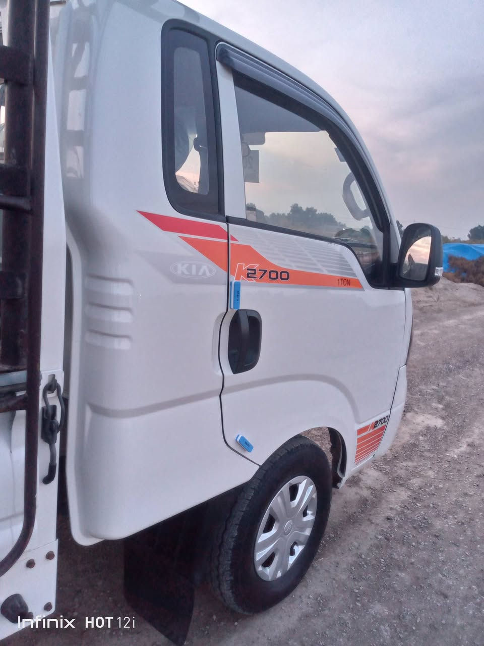 السلام عليكم كية البيع موديل 2019 رقم واسط *********** سياره مكفولة كفالة عامه سياره  جديده معنى الكلمة سنوية مشروع وطني مجددة 28 تحويل مباشر سياره تخم تايرسبير ما نازل شركه جديد دوشمة جديده محرك وكسن وكير كفالة عامه من صبغ وتبديل وبارد وخياس وشخط كفالة عامه وظع شركه بس اليدور نظيف يتصل سياره فول مواصفات شاشة تحكم  ***********
