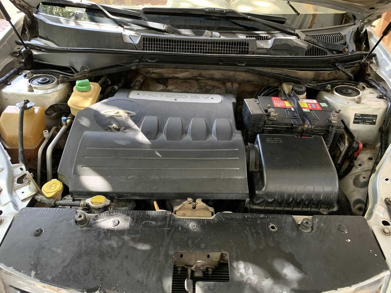 سياره تيكو 13
سياره نضيفه مال بيت ما متعوبه
حداده جديده توه مبدله
تايرات نضاف 
كير محرك خير من الله لا تنقيص ولا تبخير
كهربائيات كلها عل بلاد وشغاله من الطول للطول
سنتر لوك وبيها شاشه + داش كام هم 
سياره كامله وخير من الله 
نقصها فقط بيها خياسات ردلهن لكط ام الباقي كله فول
شغل وطلع وين ما اعجبك 
سياره ب اسمنه سنويته منتهيه ب 2023
غرامات ما عليها 
سعر 50 وبيها مجال للشراي 
مكاني قرنه /***********
