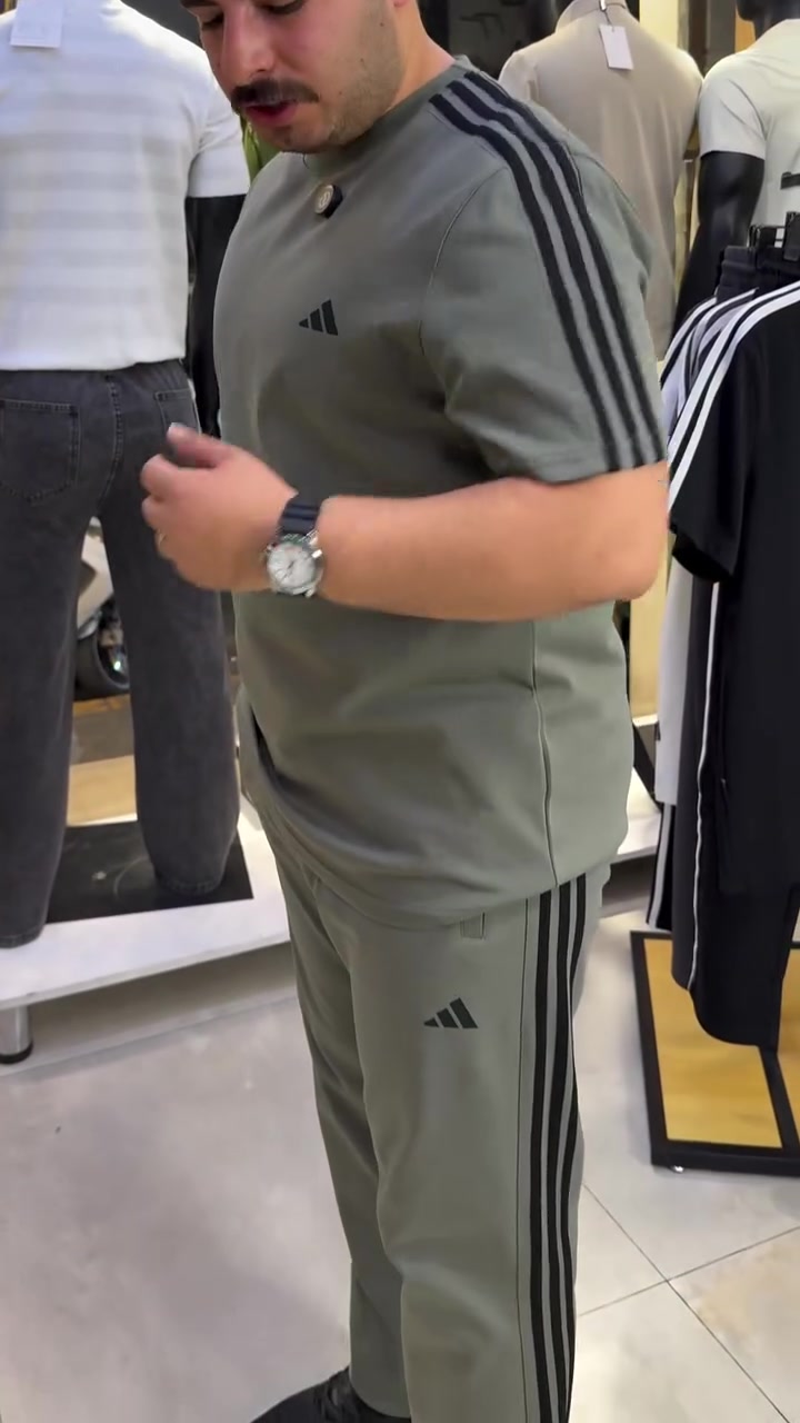 تراك اصلي قطني اديداس 
قياسات 
M L XL XXL
للحجز والاستفسار مراسلة دايركت
***********
