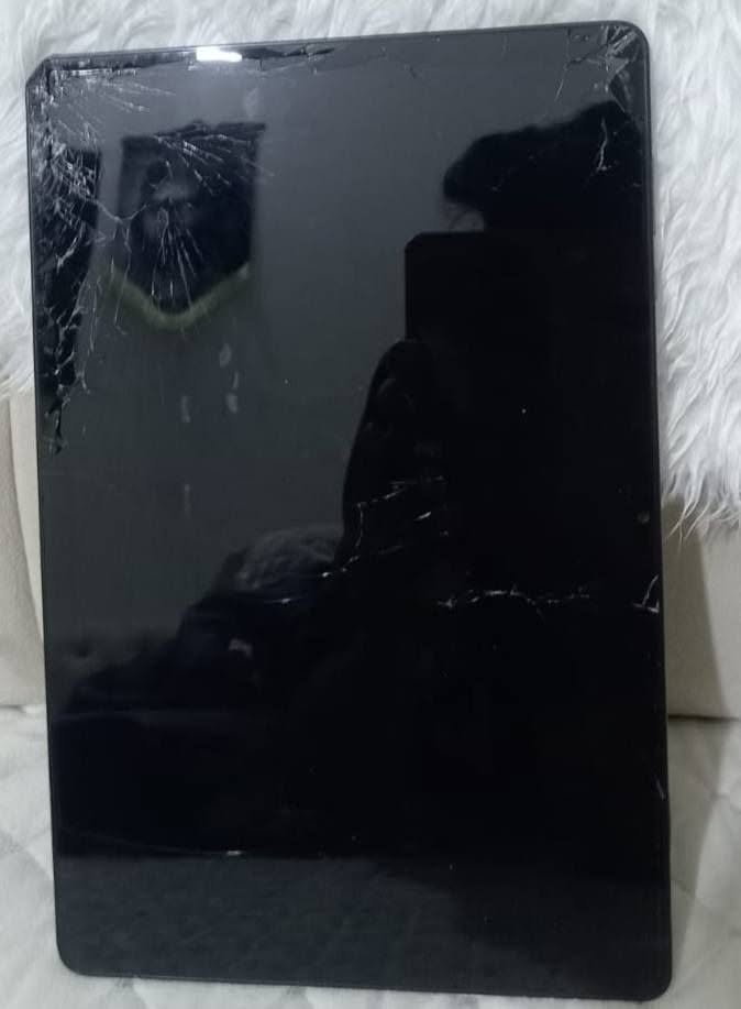 السلام عليكم
ايباد هونر x8a

ايباد ممتاز للدراسة كلش 

واكع مني ومثل ما موضح بالصورة الكسر  بس ماماثر

على لمس 

السعر 140 ألف 

ناصرية مركز
واتساب ***********
