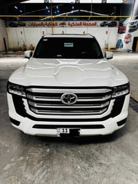 لاندكروز • ٢٠٢٢ • رقم بغداد