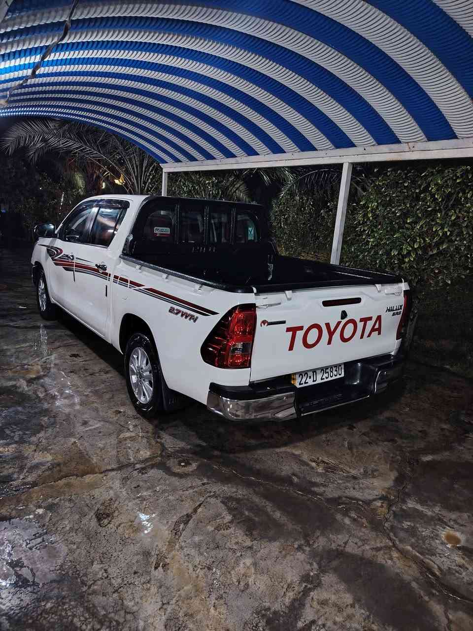 سلام عليكم
تيوته هايلوكس ناصي للبيع

موديل 2022 الشركه ساز

مكفولة كفاله عامه

فول مواصفات.

ماشيه 68 الف 
سياره جديد بمعنه الكلمه

رقم اربيل انكليزي تريد تحويل تريد وكاله

سياره مكفولة من كلشي

سياره ربع ما تصرف عليه

هاذ ***********

مكاني بغداد قضاء المدائن سلمان باك
