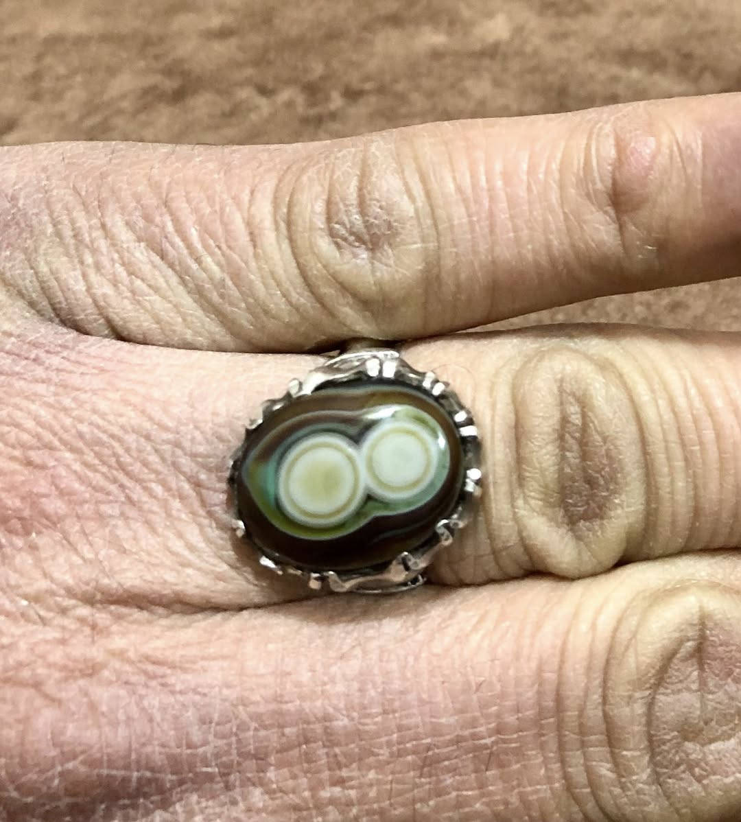 يا الله خاتم بحجر سليماني عينين مختلف صياغة يدوية مرتبة قياس 21/22 للبيع فقط يوجد توصيل


**إذا كنت صاحب هذا الإعلان وتريد حذفه لأي سبب، رجاءا أرسل رسالة إلى الدعم الفني**