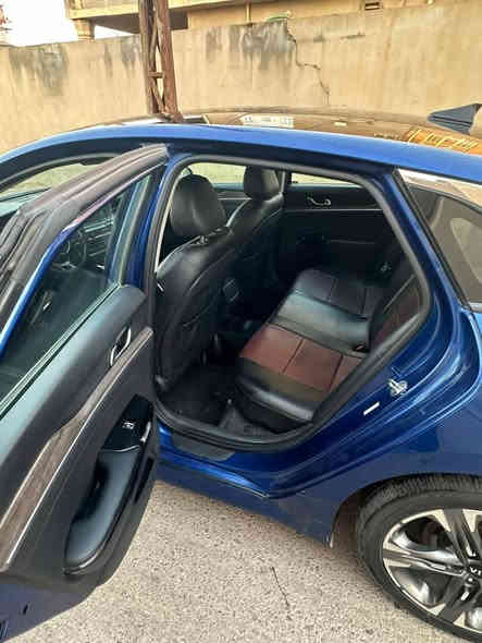 السلام عليكم كي فايف موديل 2021 فول مواصفات تحكمات اشاير لد لايت زنون جلد بصمة صندوك ذكي تشغيل عن بعد مكينة 1600 تيربو بيها قطع صبغ اني ابيع مصبوغة عام كير مكينة مكفول *********** بغداد السعر 135 وبيها شي بسيط
