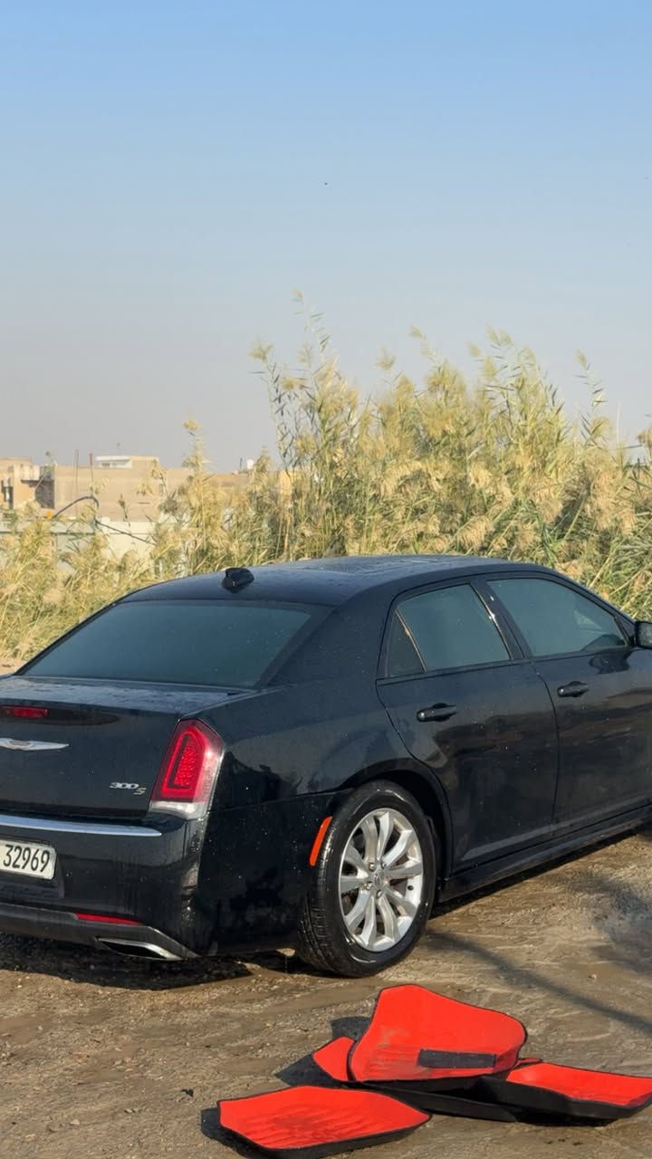 اوباما 2015 S

180$ وبيها مجال

سيارة رقم دهوك شمالي بأسمي تريد تحويل تريد وكالة

بانوراما

فور ويل السيارة 

بدون ايرباك حادثها بابين صبغ فقط

فول الفول

مواصفات S

دمام بالصندوق

حساسات امامي خلفي

نقطة عمياء

بجم S العريض

كشنات تدفئة

السيارة ماشية 150,000 كيلو

استخدام شخصي ما مشتغلة خط

مكانها الكوت

***********

***********
